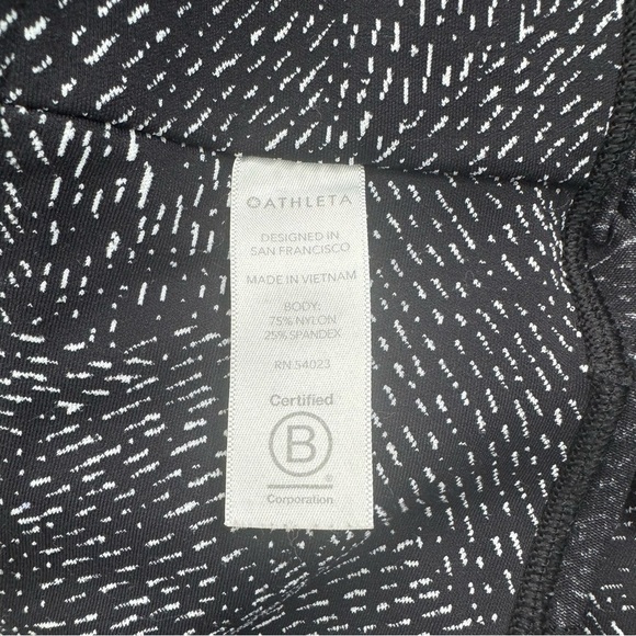 Athleta Salutation Stash Pocket Tight Black White Print Size Small - Picture 6 of 9